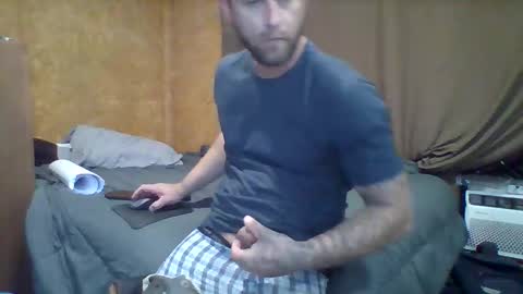 Snapshot of switchleg242 chatting on April 15, 2026, 5:25 am switchleg242 online show from April 15, 2026, 5:25 am