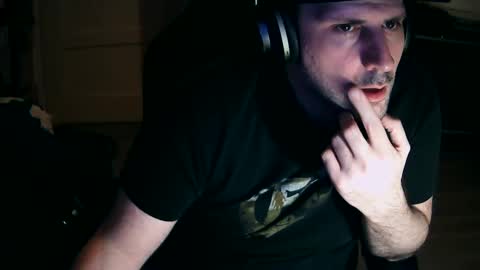 swizza7 online show from December 22, 2025, 7:11 pm