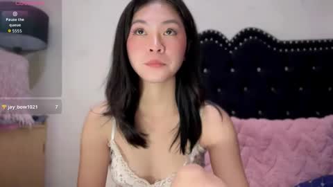 Snapshot of swt_asianholly chatting on May 27, 2026, 2:14 pm Holly online show from May 27, 2026, 2:14 pm