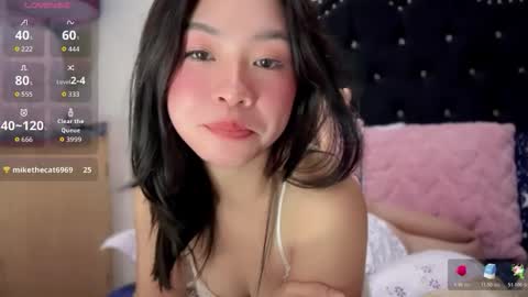 Snapshot of swt_asianholly chatting on June 7, 2026, 12:48 am Holly online show from June 7, 2026, 12:48 am