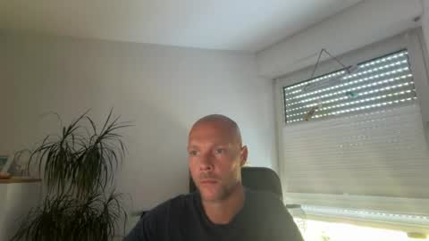 Snapshot of sx1904 chatting on July 25, 2026, 10:35 am sx1904 online show from July 25, 2026, 10:35 am