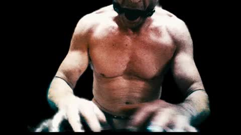 subfordomme online show from April 18, 2026, 8:42 pm