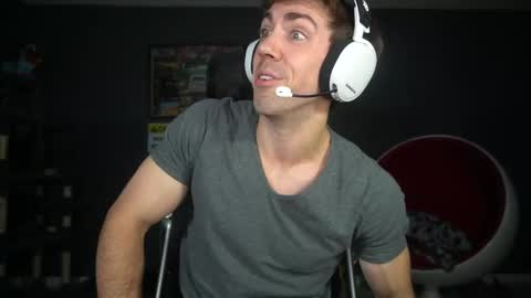 Sydaffect online show from November 3, 2025, 3:30 am