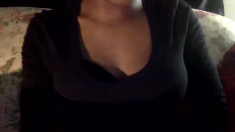 Snapshot of syiatonite chatting on April 4, 2026, 12:09 am syiatonite online show from April 4, 2026, 12:09 am