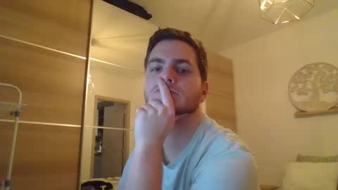 Snapshot of syl092 chatting on December 16, 2024, 8:16 pm syl092 online show from December 16, 2024, 8:16 pm