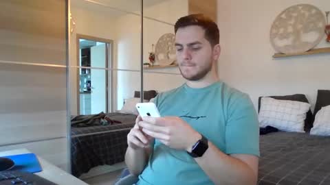 Snapshot of syl092 chatting on January 9, 2025, 11:03 am syl092 online show from January 9, 2025, 11:03 am