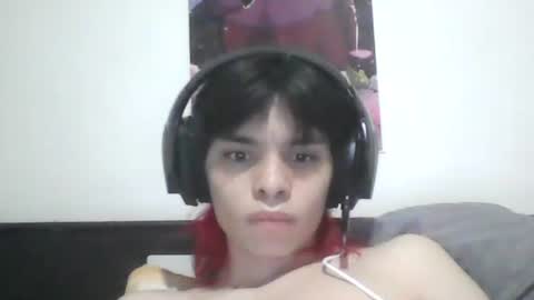 sylasfrost online show from December 17, 2025, 7:47 am