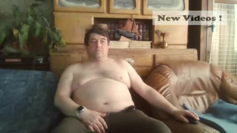 Snapshot of sympa_trique chatting on June 24, 2026, 10:47 am sympa_trique online show from June 24, 2026, 10:47 am