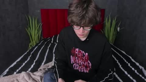 Snapshot of syndydels chatting on January 14, 2026, 4:01 pm syndydels online show from January 14, 2026, 4:01 pm