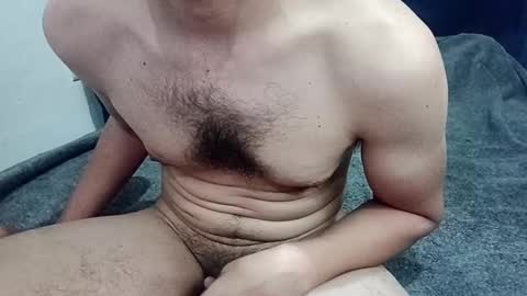 t0ny_cawk online show from January 3, 2025, 10:31 am