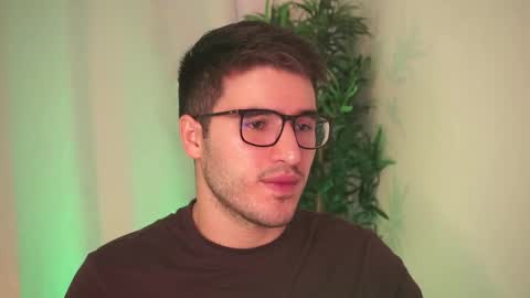 t0ny_wylie online show from February 14, 2026, 3:53 pm