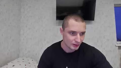 Den online show from November 25, 2025, 2:17 pm