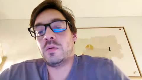 t_fuenzalida online show from June 17, 2026, 2:36 am