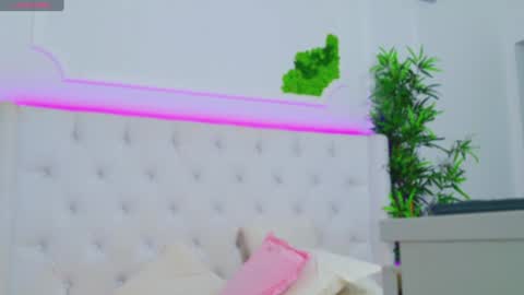 Arianna online show from January 23, 2025, 7:51 pm