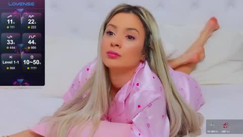 Arianna online show from February 12, 2025, 4:33 pm