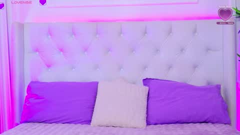 Arianna online show from March 12, 2026, 1:06 pm