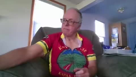 tacrunner66_ online show from April 29, 2026, 8:48 pm