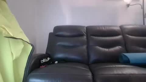tacrunner66_ online show from May 15, 2026, 2:24 pm