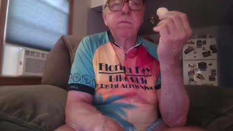 Snapshot of tacrunner66_ chatting on July 16, 2026, 2:23 pm tacrunner66_ online show from July 16, 2026, 2:23 pm