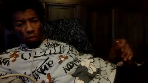 Taejhon online show from November 3, 2025, 7:26 pm