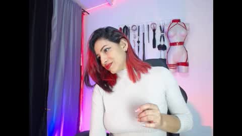 Tafita  online show from September 26, 2025, 7:40 pm