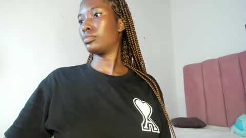 Snapshot of tahira_21 chatting on April 21, 2026, 1:42 am Tahira online show from April 21, 2026, 1:42 am