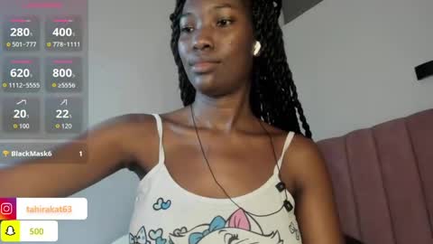 Snapshot of tahira_21 chatting on May 25, 2026, 8:15 pm Tahira online show from May 25, 2026, 8:15 pm