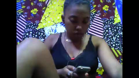 tahiriniah online show from November 12, 2025, 9:21 am