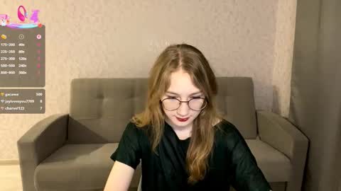 Tessa online show from January 13, 2026, 12:32 pm