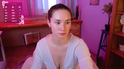 Lizzy online show from October 26, 2025, 7:03 am