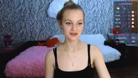 Im Taya  online show from October 9, 2025, 5:33 pm