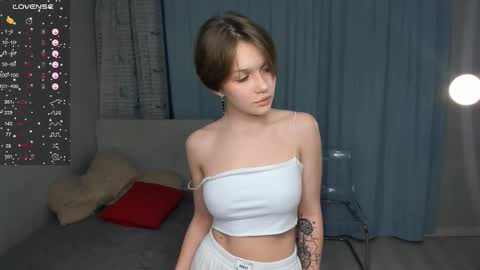 Jessi online show from February 10, 2025, 3:21 pm