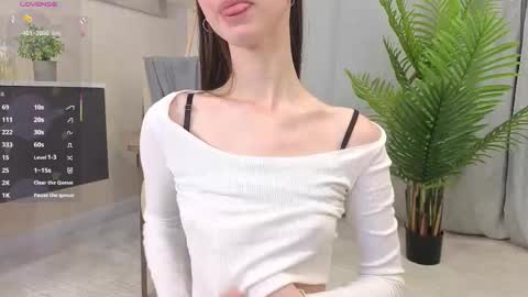 taitechubb online show from January 18, 2026, 4:27 am