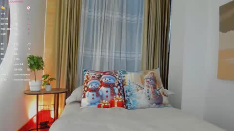 Talia Vega online show from December 17, 2025, 12:33 pm