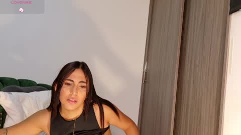 talianaprada_ online show from April 6, 2026, 4:46 am