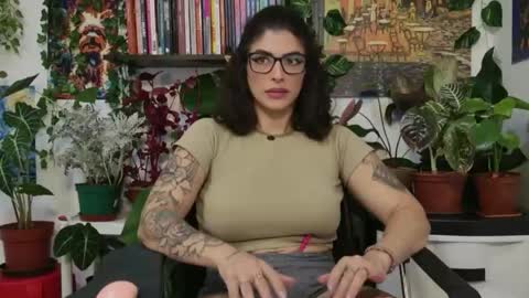 Tali Majid online show from April 15, 2026, 10:10 pm