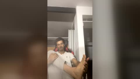 Snapshot of talktome4 chatting on February 3, 2026, 12:20 am talktome4 online show from February 3, 2026, 12:20 am