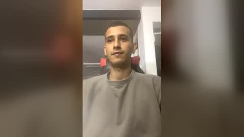 Snapshot of talktome4 chatting on February 27, 2026, 5:07 am talktome4 online show from February 27, 2026, 5:07 am