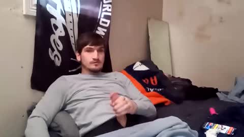 tallerandhandsomer online show from December 16, 2025, 9:20 pm