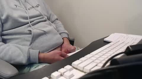 Snapshot of tallguysfbay chatting on March 5, 2025, 3:40 pm tallguysfbay online show from March 5, 2025, 3:40 pm