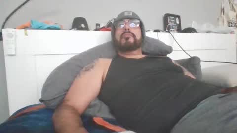 talllatino310 online show from February 4, 2026, 10:15 pm