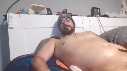 talllatino310 online show from February 5, 2026, 10:36 pm