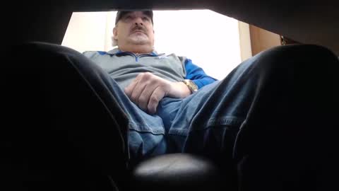 Snapshot of talltexxxan chatting on January 31, 2025, 8:33 pm talltexxxan online show from January 31, 2025, 8:33 pm