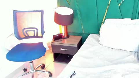 Tamara  online show from March 7, 2025, 7:49 pm