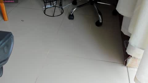 TAMARA SERRA online show from September 14, 2025, 6:18 pm