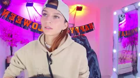 Tamara online show from November 2, 2025, 3:09 am