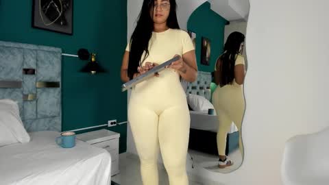 tamaraa online show from November 25, 2025, 12:16 pm