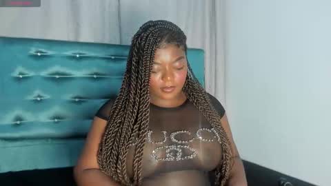 tamaramilleer online show from November 10, 2025, 4:55 am