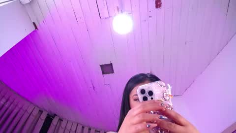 tamararosses online show from July 9, 2026, 2:21 pm