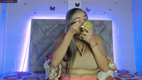 Snapshot of tami_vega chatting on June 5, 2026, 12:11 pm Tamy Vega online show from June 5, 2026, 12:11 pm